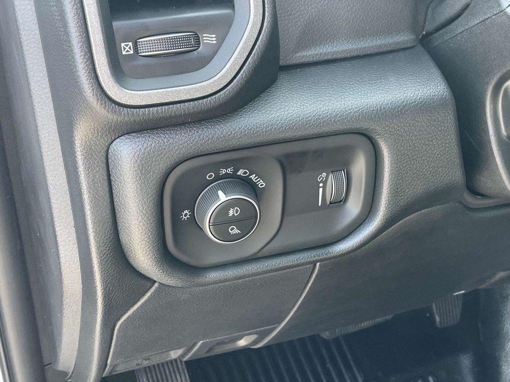 2025 Ram 2500 Tradesman photo 26