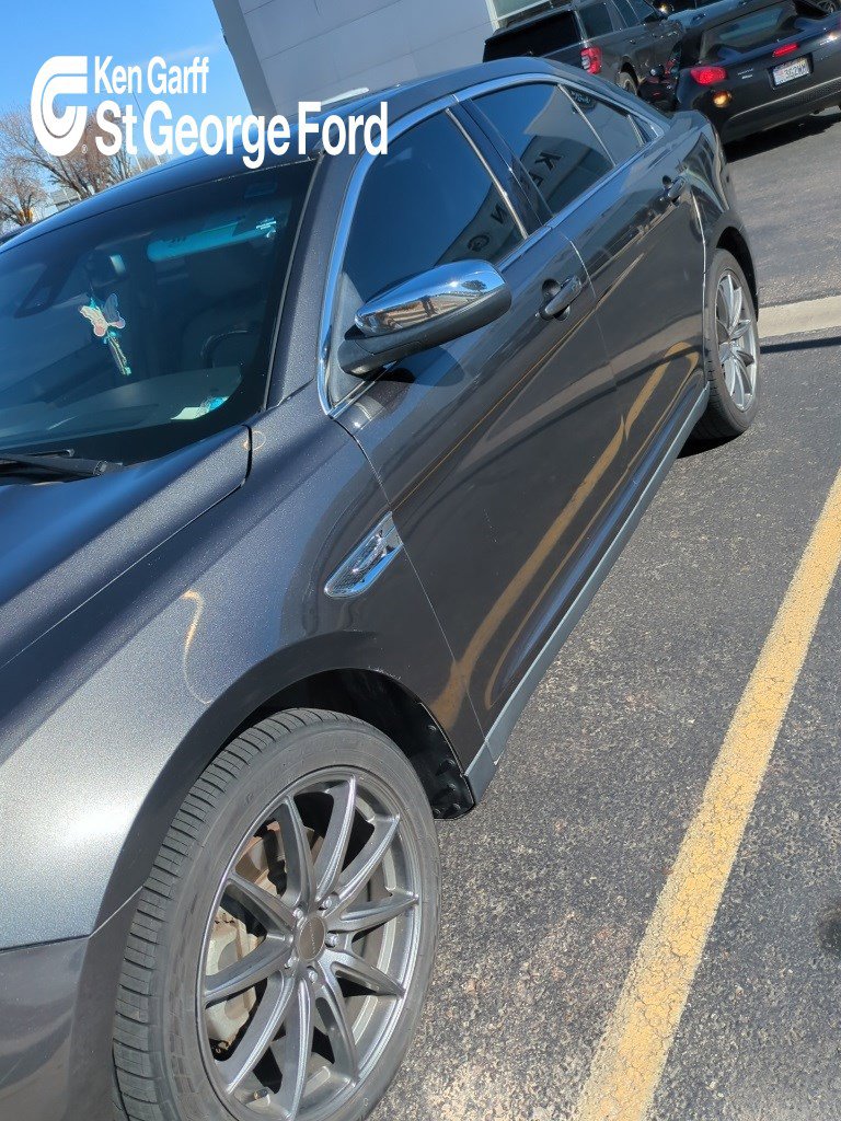 2018 Ford Taurus Limited