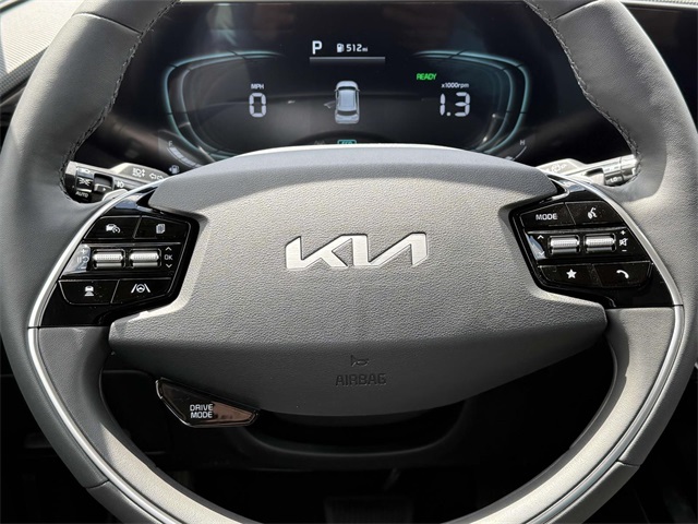 2025 Kia Niro SX photo 7