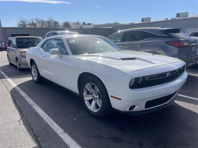 2023 Dodge Challenger SXT's photo