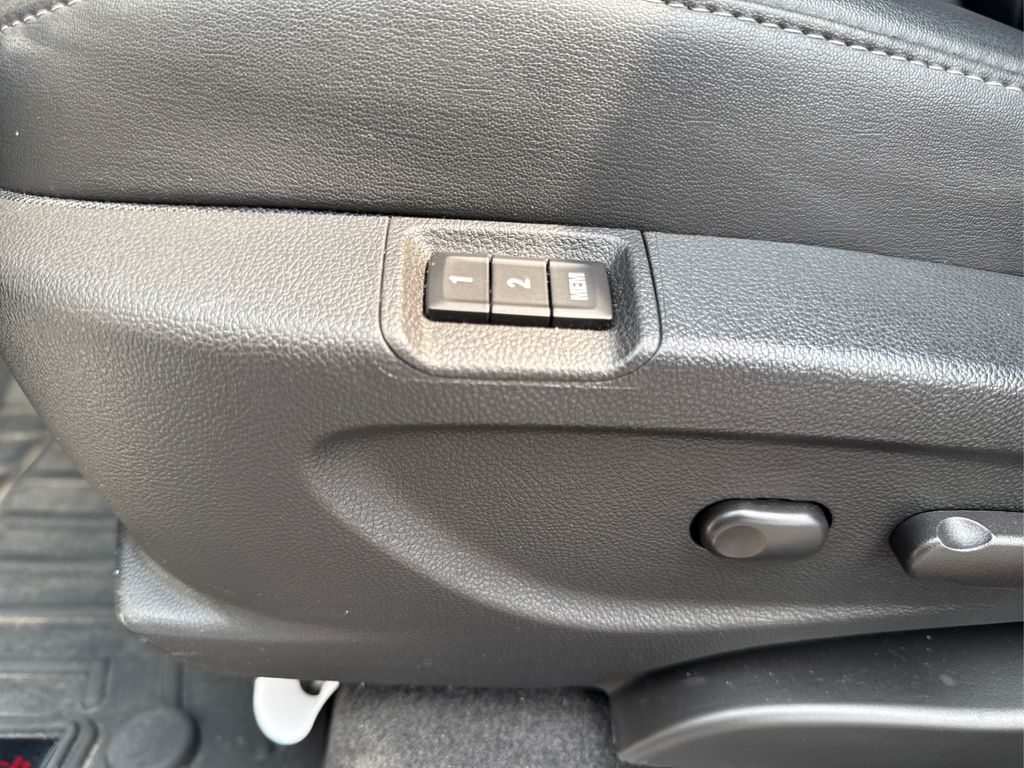 2016 Buick Encore Premium photo 22