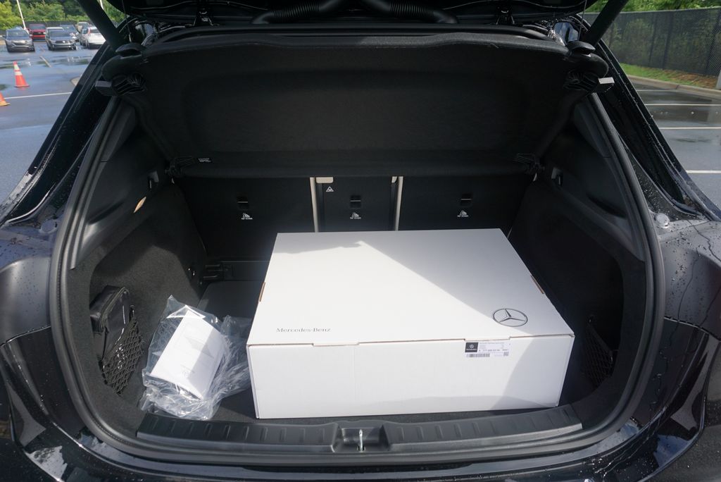 2026 Mercedes Benz GLA 250 photo 17