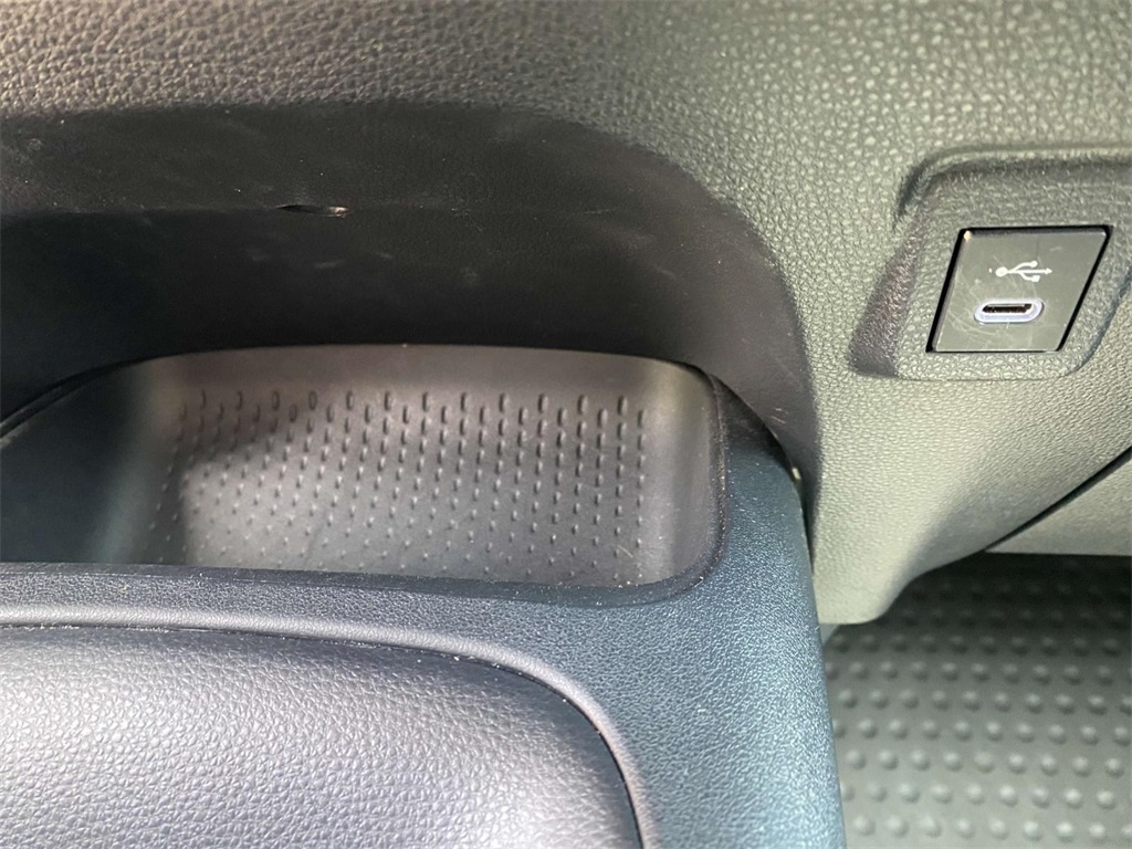 2023 Toyota Corolla LE photo 21