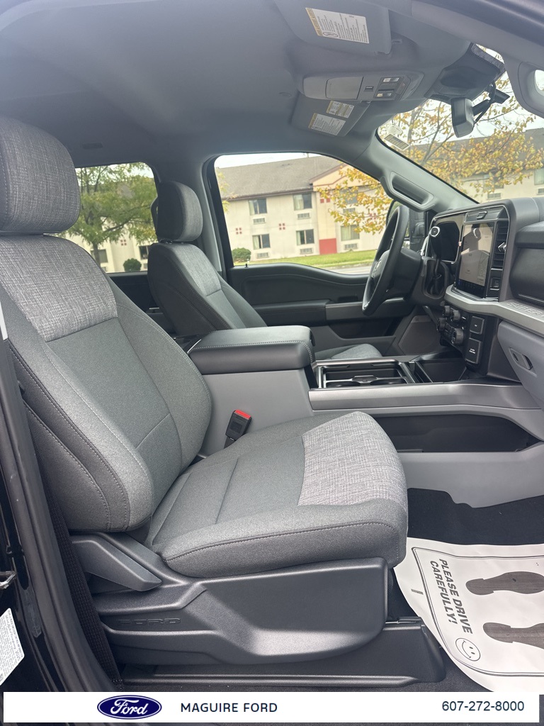 2026 Ford F-250 XLT photo 11