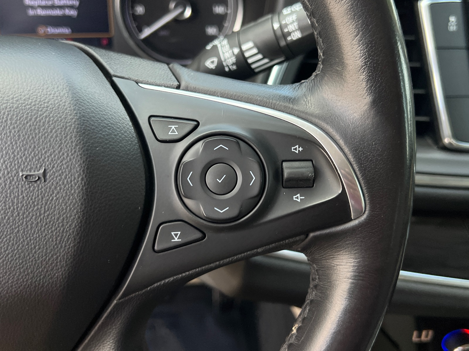 2020 Buick Enclave Essence photo 25