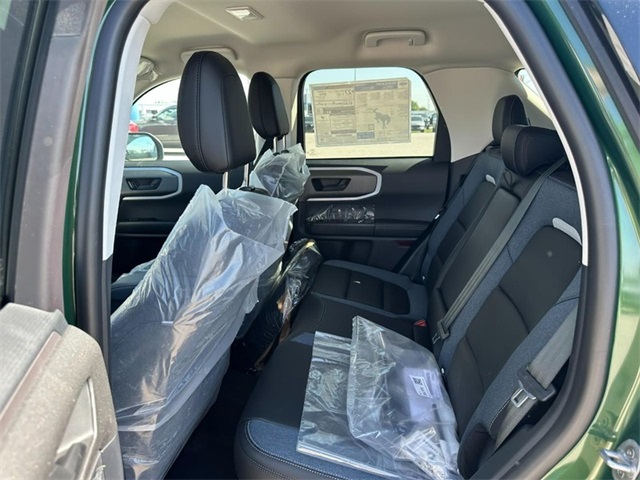 2025 Ford Bronco Sport Outer Banks photo 4