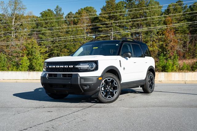 2025 Ford Bronco Sport Outer Banks's photo