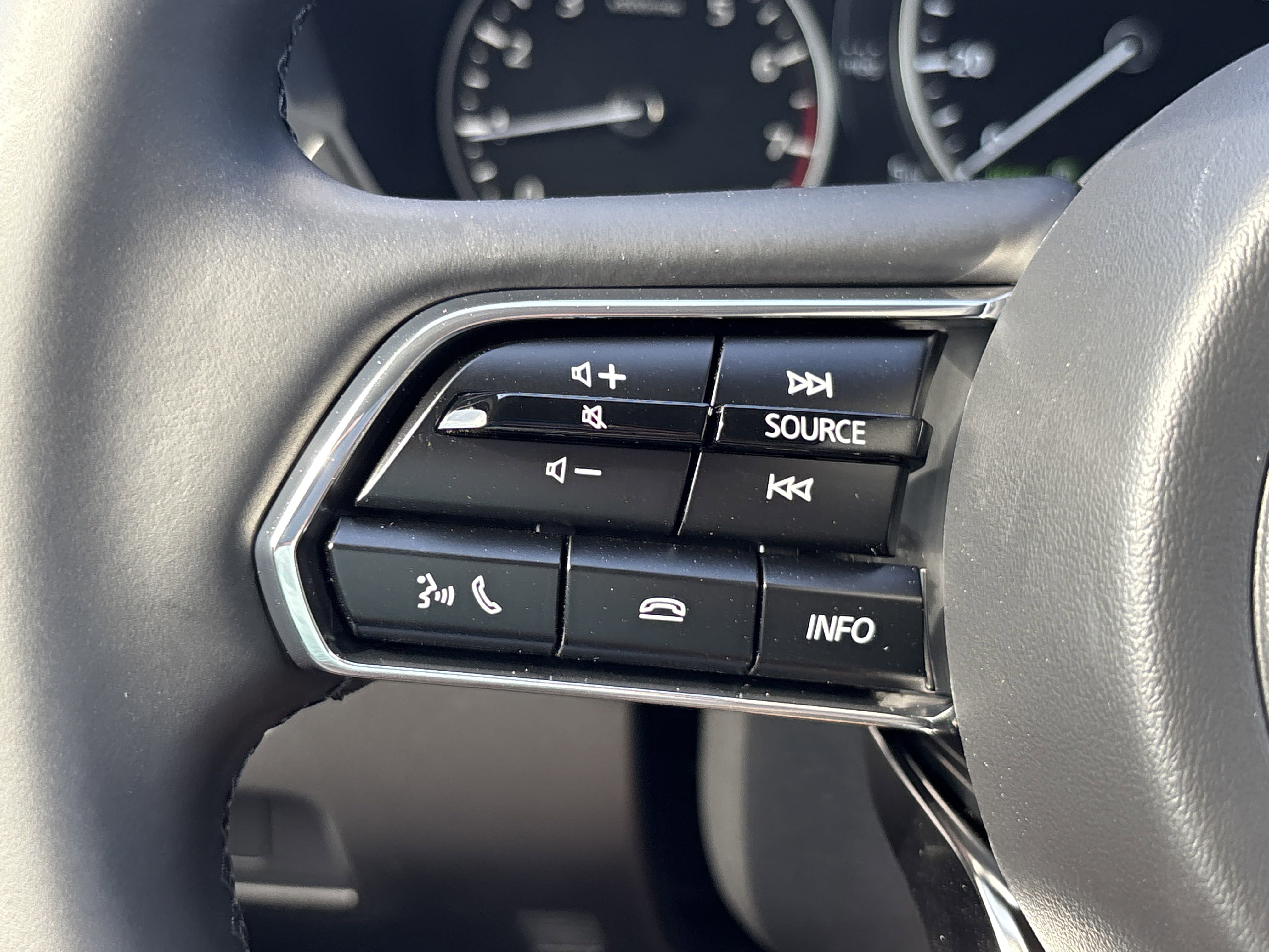 2025 Mazda CX-90 Select photo 11