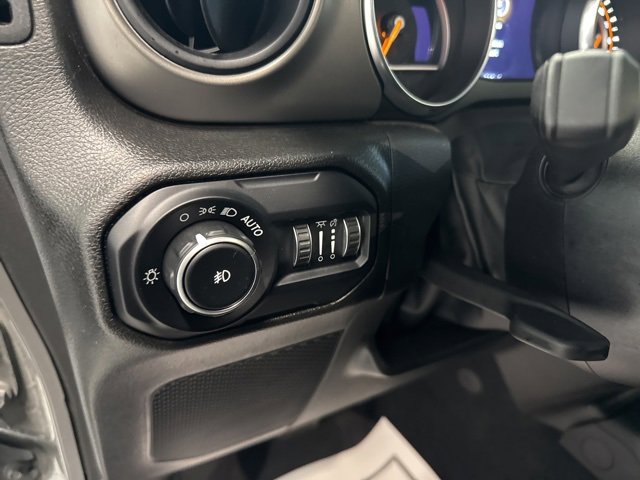 2022 Jeep Wrangler Unlimited Willys photo 16