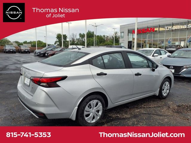 2025 Nissan Versa 1.6 S photo 3