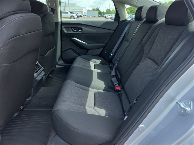 2025 Honda Accord SE photo 4