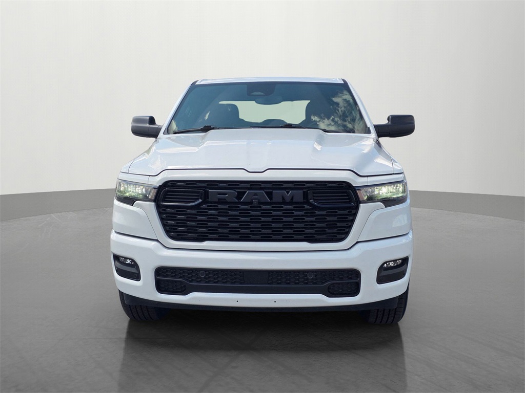 2025 Ram 1500 Tradesman photo 2