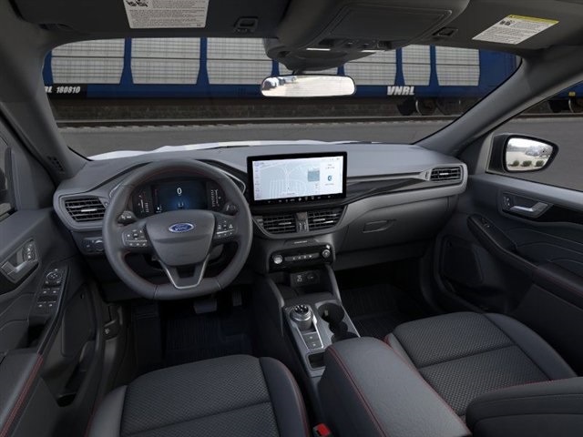 2025 Ford Escape ST-Line photo 6