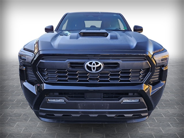 2024 Toyota Tacoma TRD Sport photo 2