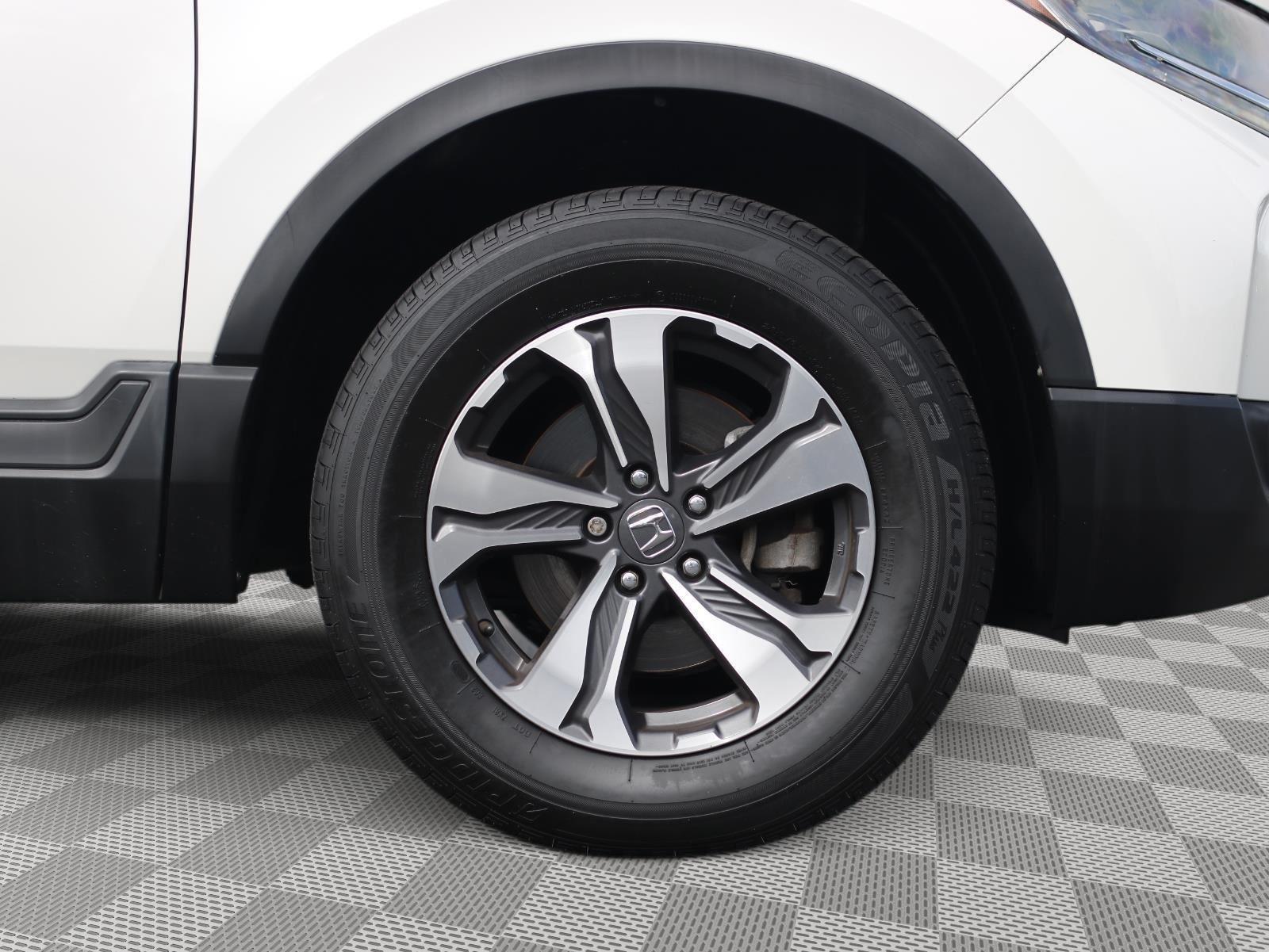 2017 Honda CR-V LX photo 8