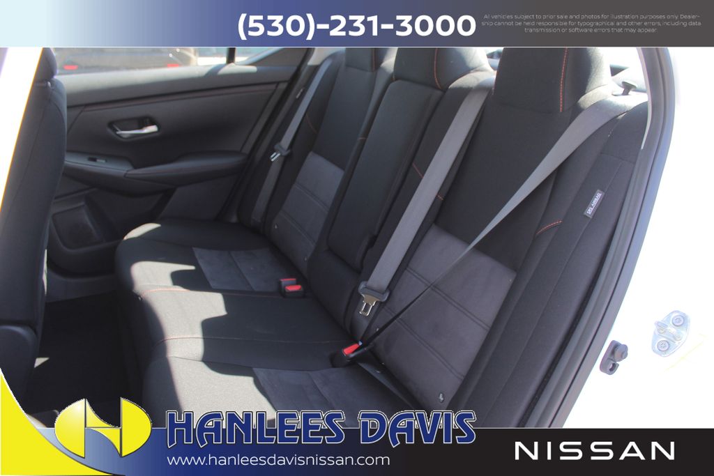 2025 Nissan Sentra SR Midnight Edition photo 12