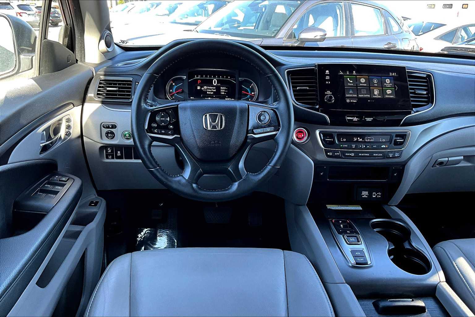 2022 Honda Pilot Special Edition photo 5