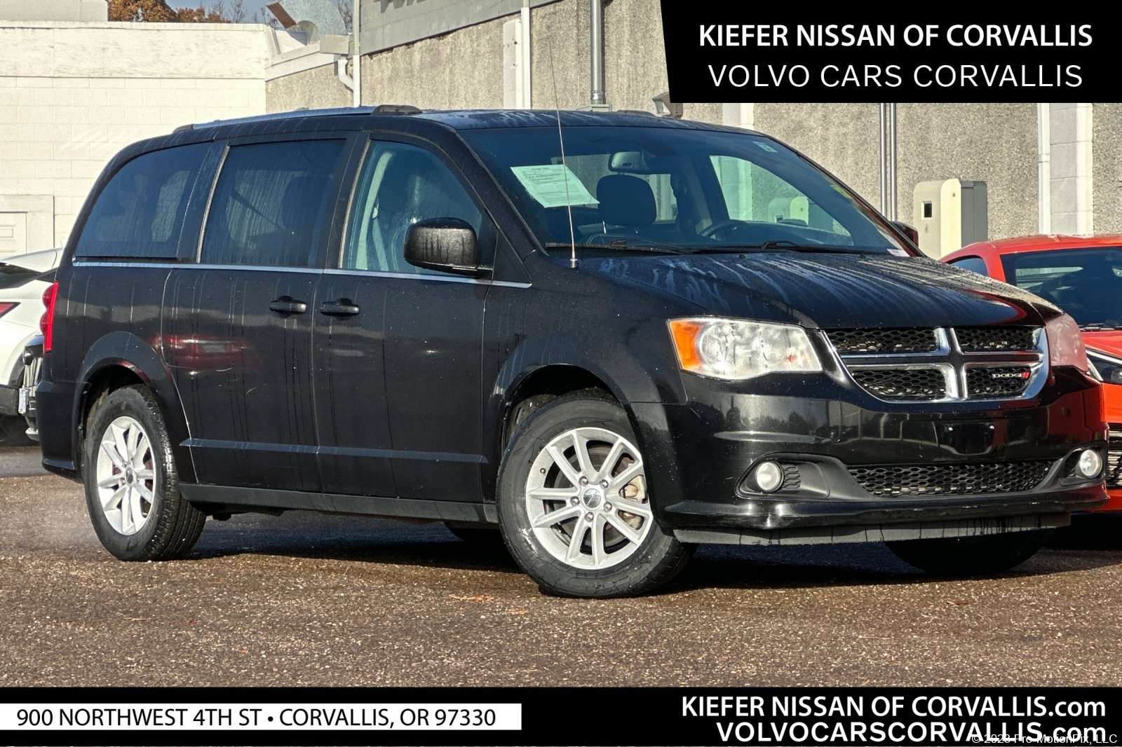 2019 Dodge Grand Caravan SXT's photo