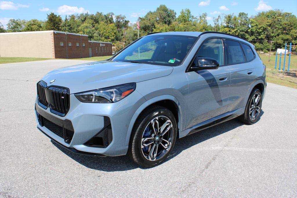 2026 Bmw X1 M35i photo 4