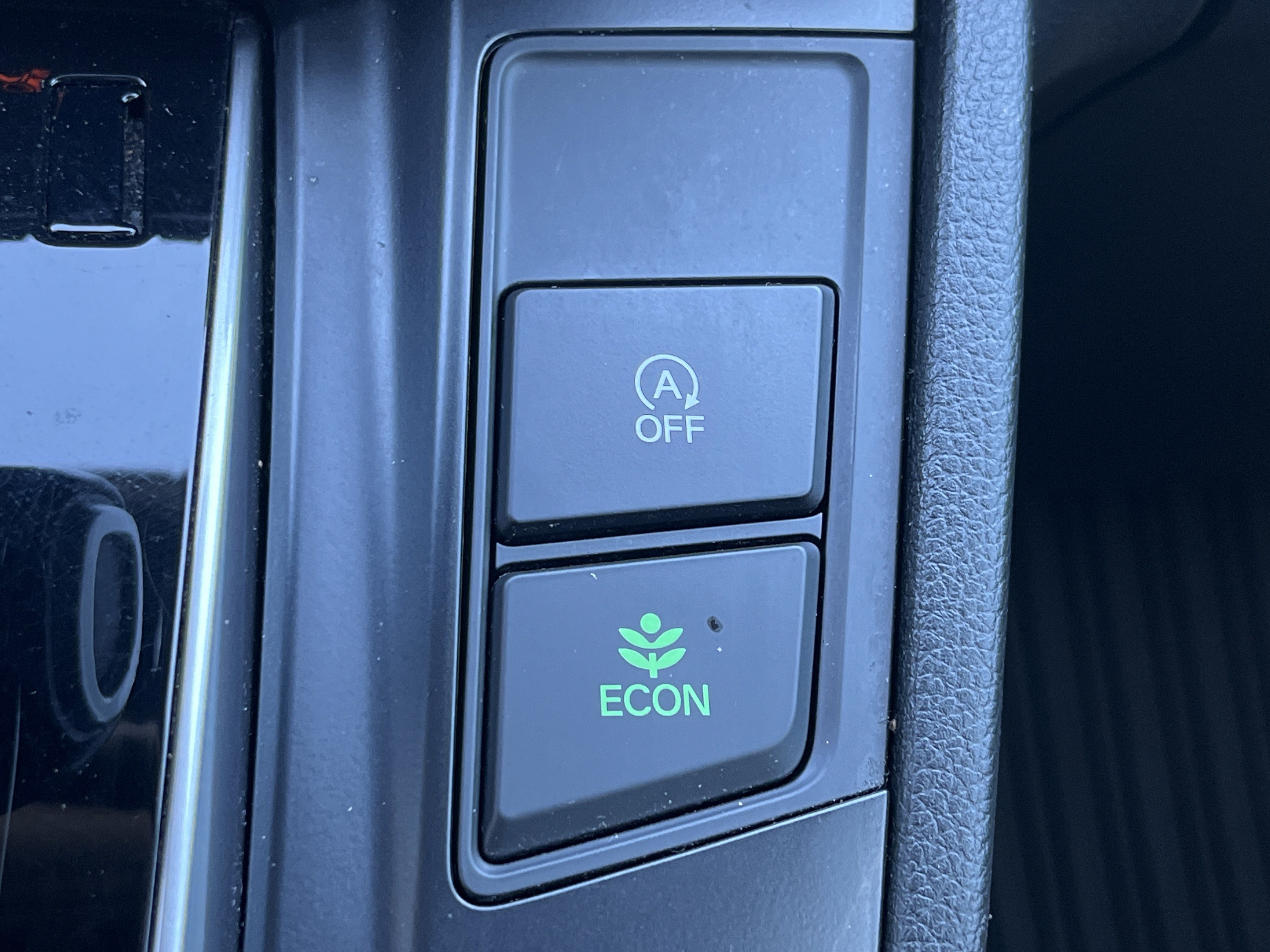 2020 Honda CR-V Touring photo 3