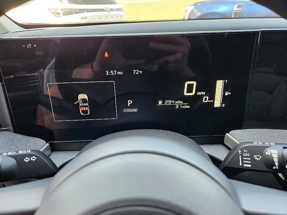 2025 Nissan Kicks SV photo 24