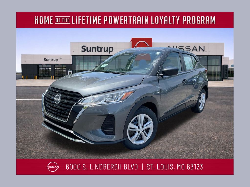 2025 Nissan KICKS PLAY Base's photo