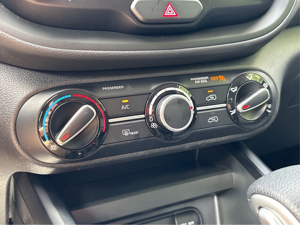 2023 Kia Soul LX photo 25