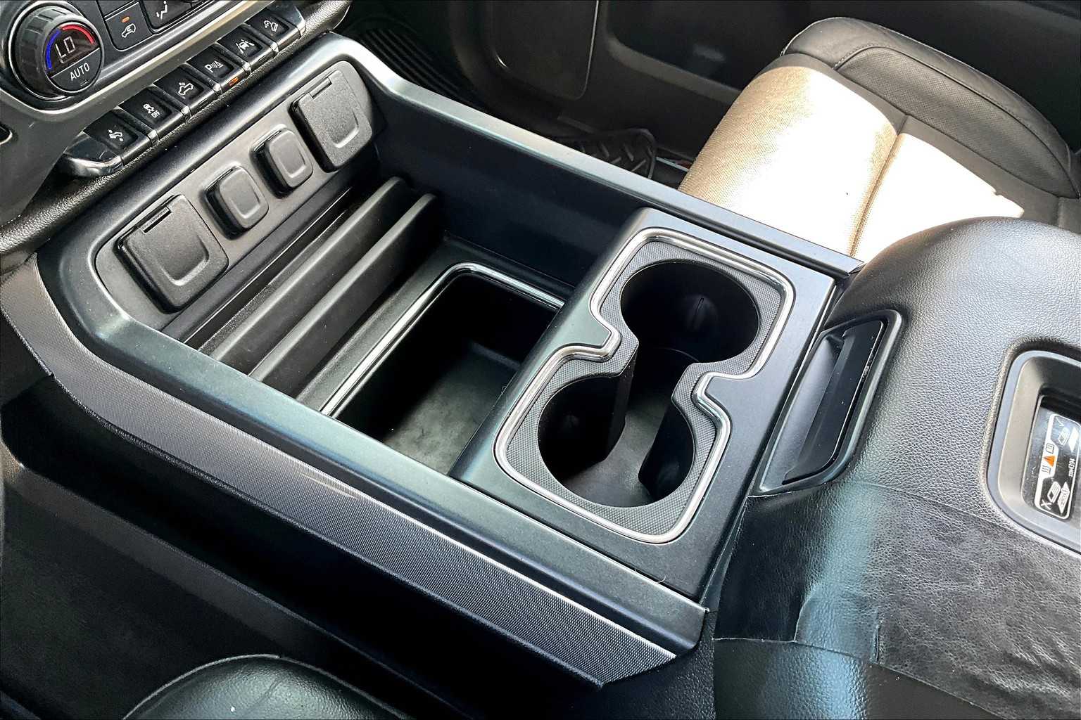 2018 Chevrolet Silverado 1500 LTZ photo 14