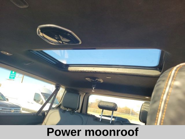 2024 Jeep Wagoneer L Series III photo 4