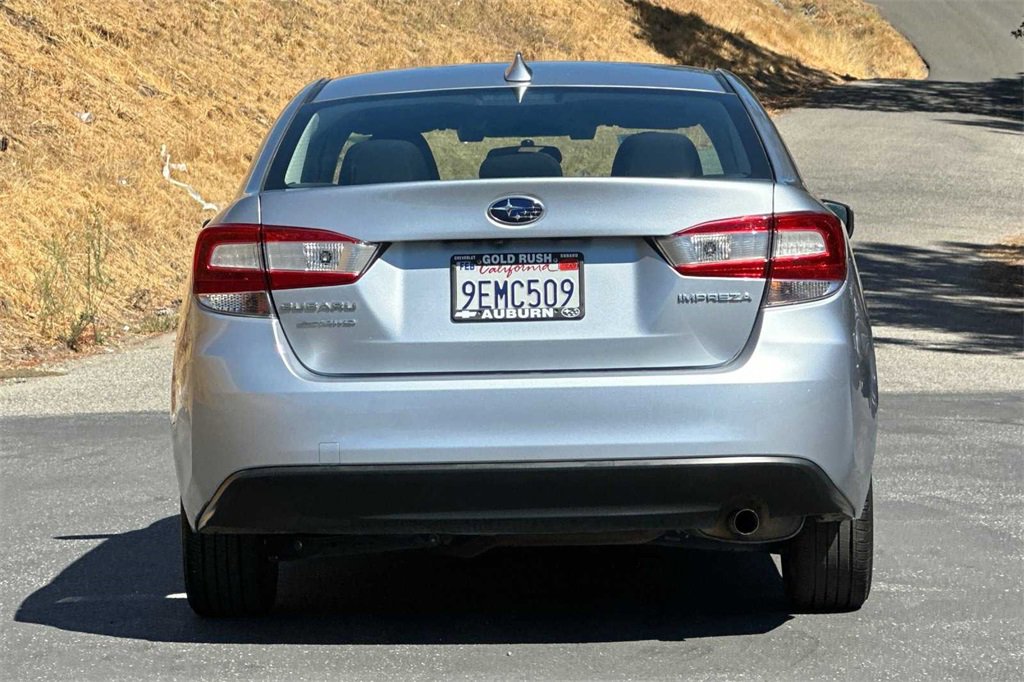 2023 Subaru Impreza Premium photo 5