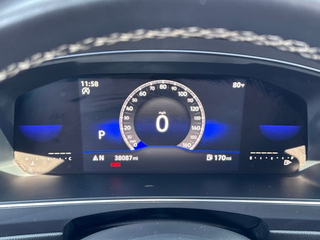 2022 Volkswagen Tiguan SE photo 9
