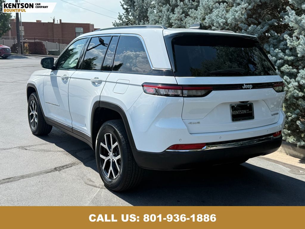 2024 Jeep Grand Cherokee Limited photo 5