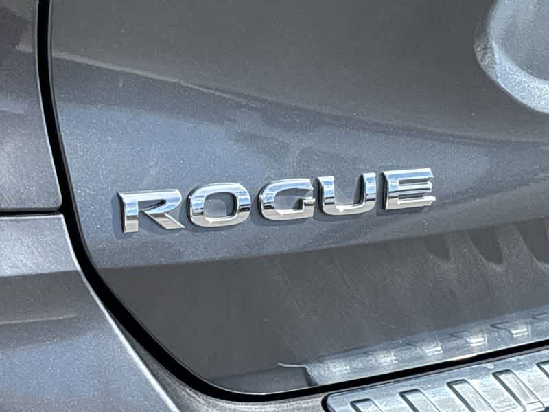 2019 Nissan Rogue S photo 11