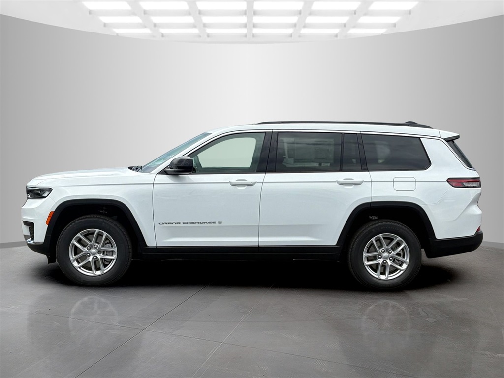 2025 Jeep Grand Cherokee Laredo X photo 6