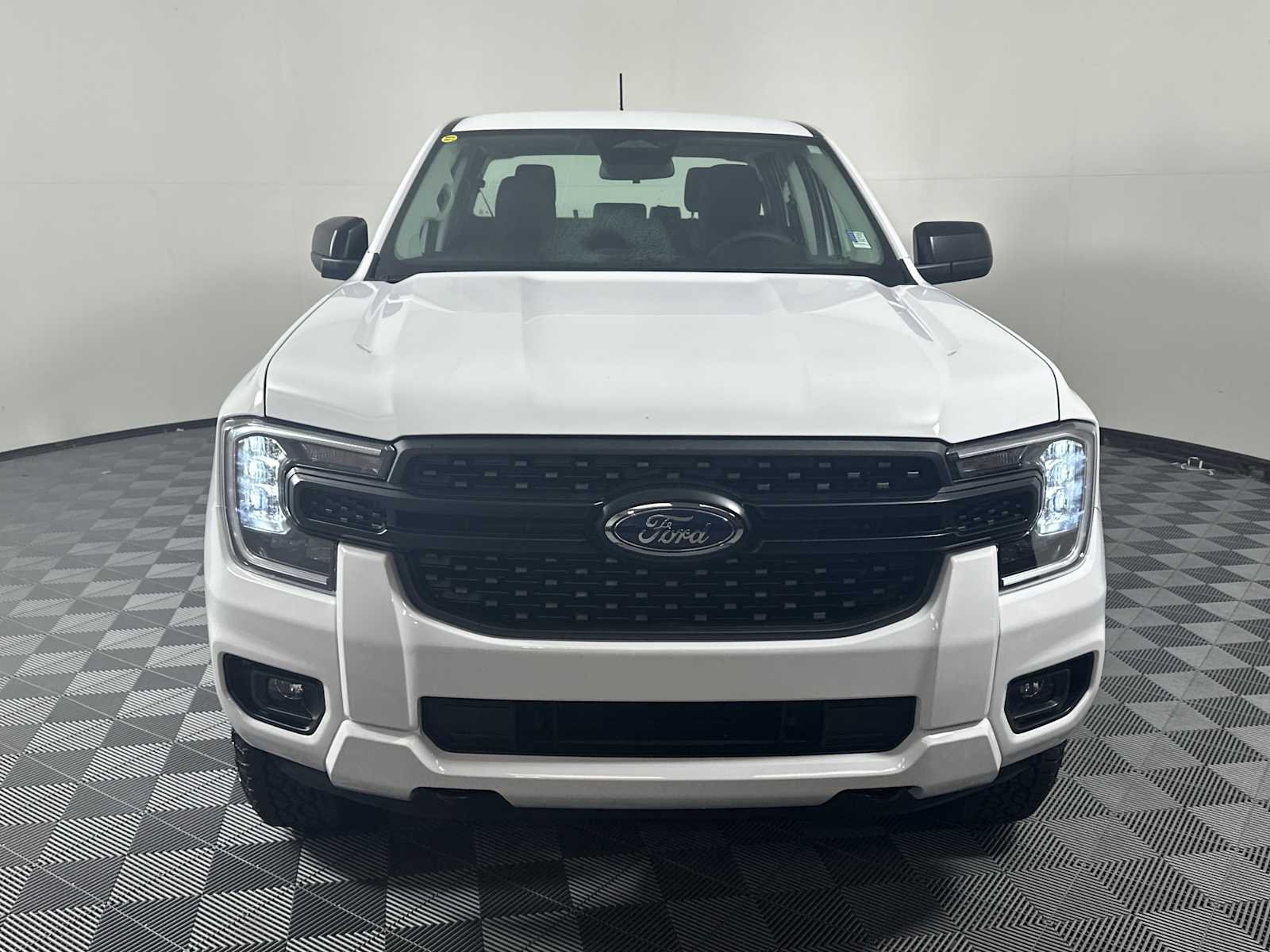 2025 Ford Ranger XL photo 2