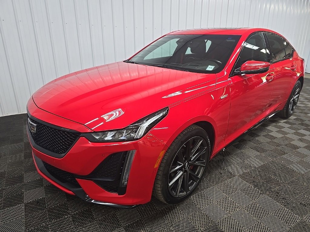2024 Cadillac CT5 V photo 8