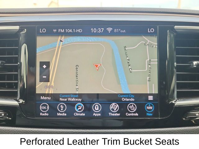 2018 Chrysler Pacifica Touring Plus photo 18
