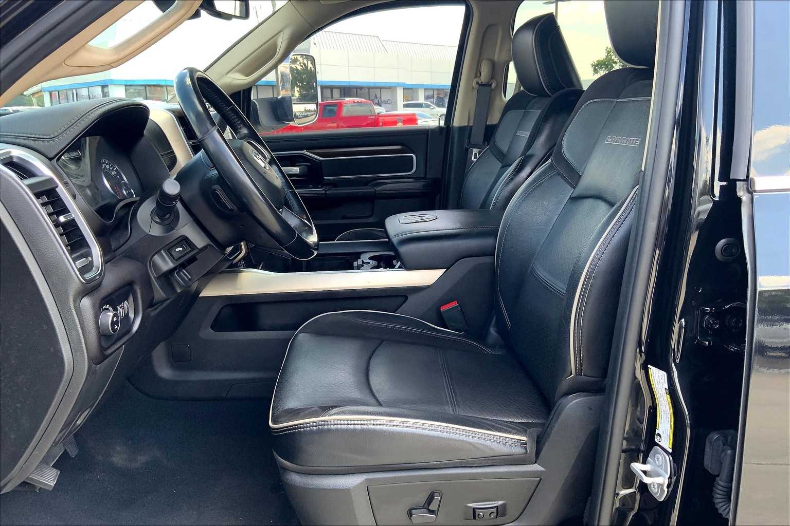 2022 Ram 2500 Laramie photo 7