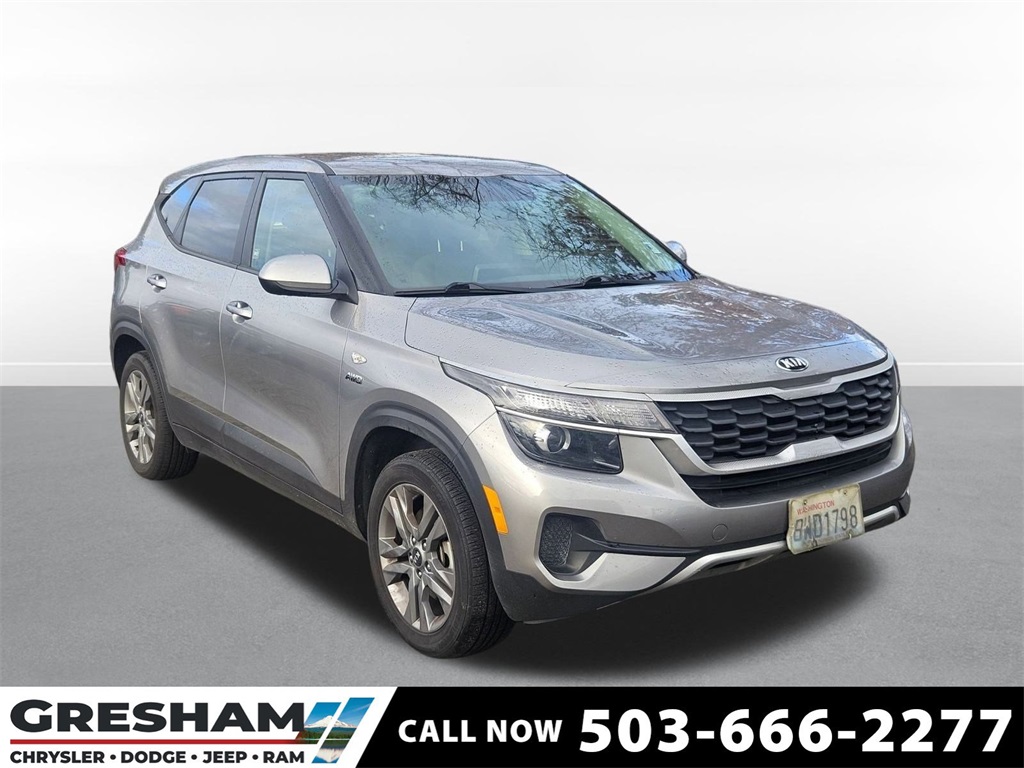 2021 Kia Seltos LX's photo