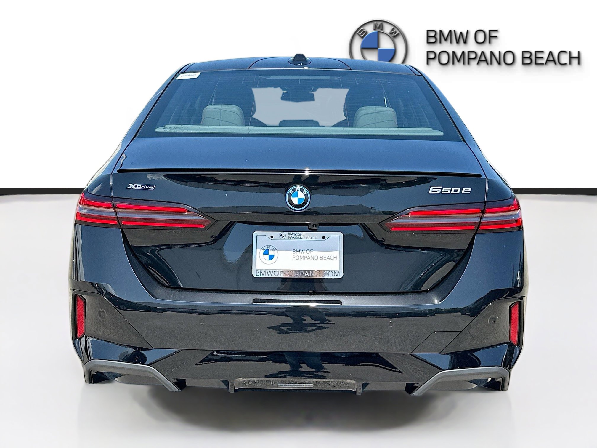 2025 Bmw 550e 550e xDrive photo 6