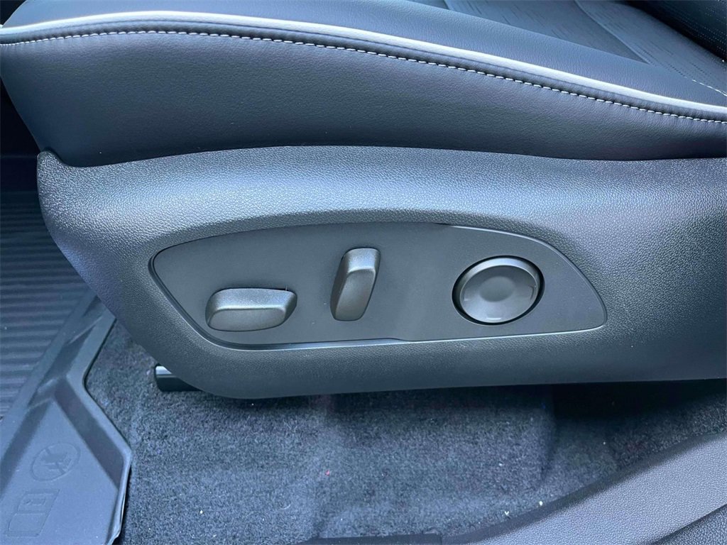 2026 Buick Enclave Sport Touring photo 22