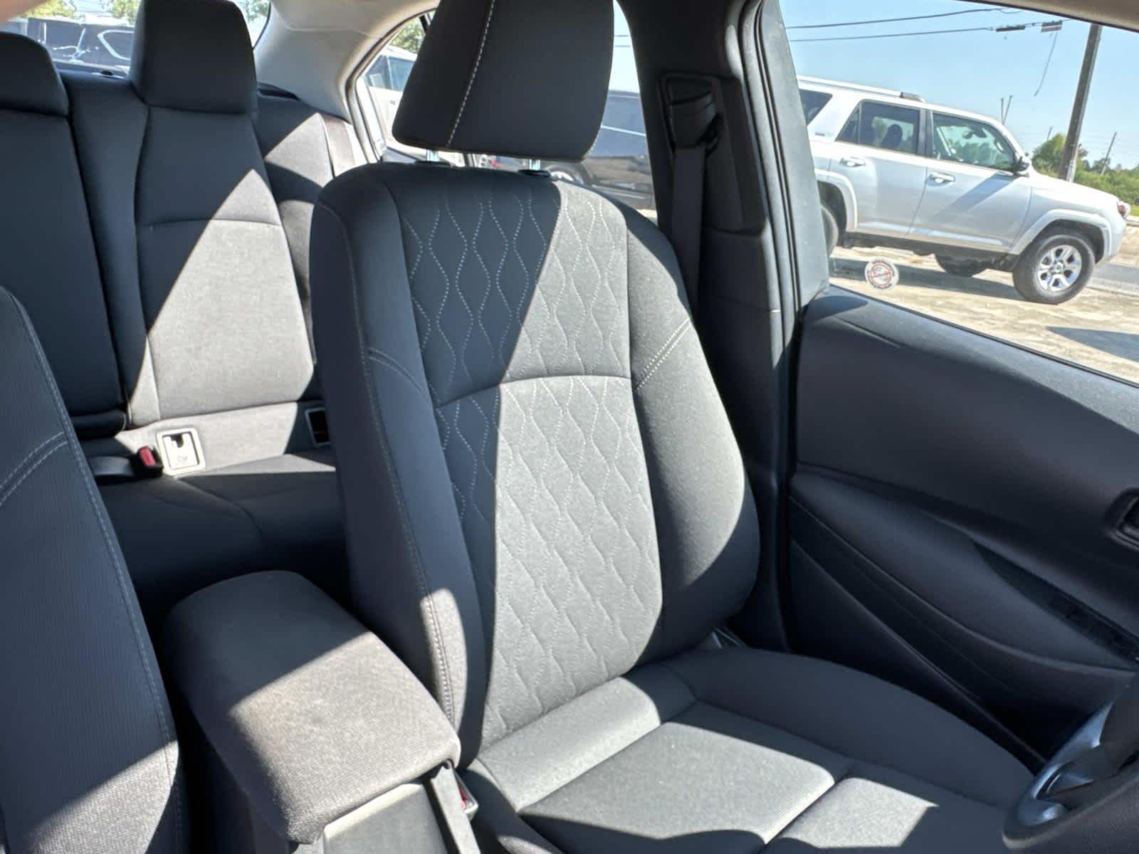 2024 Toyota Corolla LE photo 23