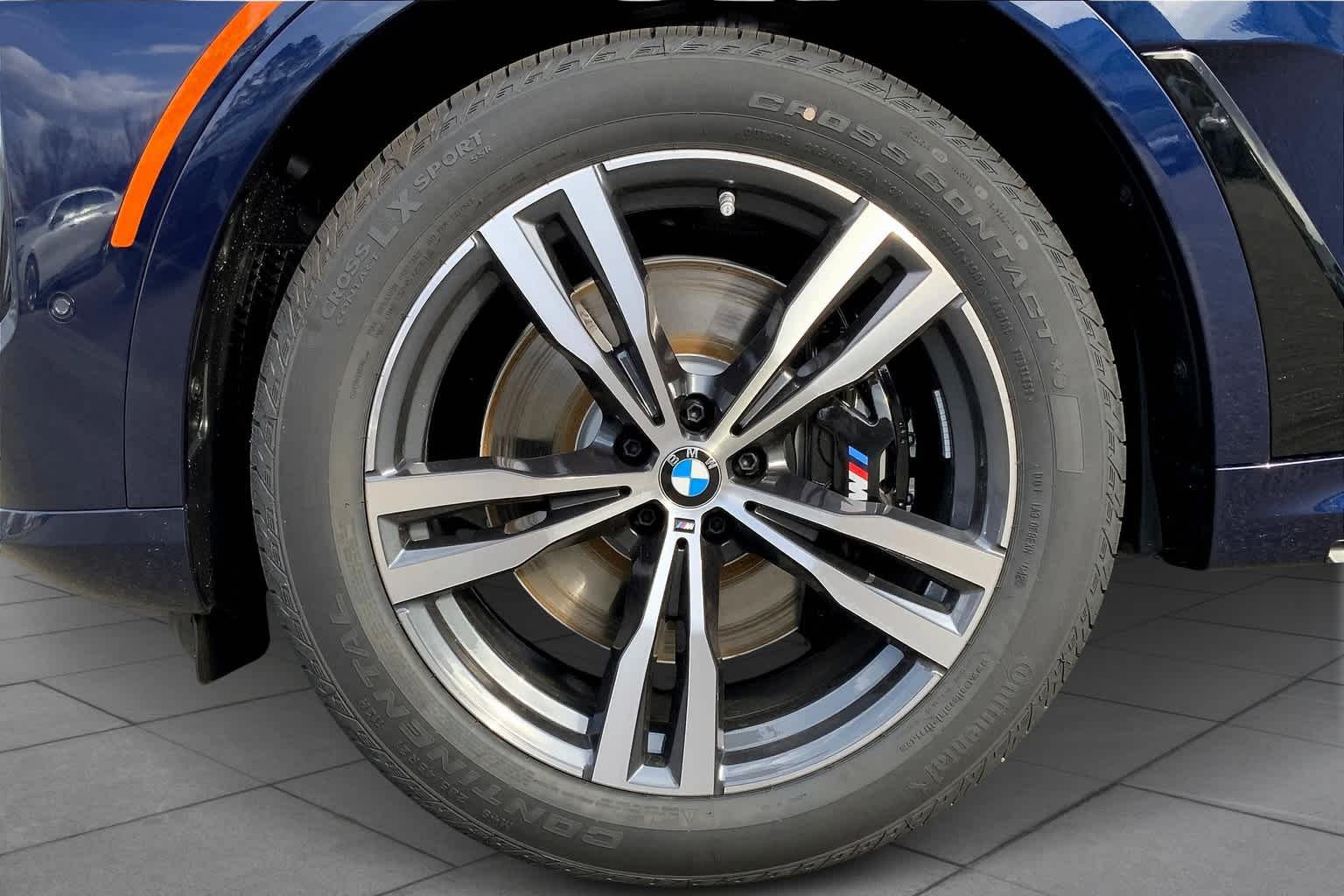 2025 Bmw X7 M60i photo 11