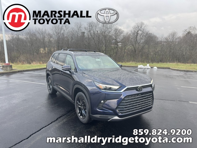 2026 Toyota Grand Highlander Platinum's photo