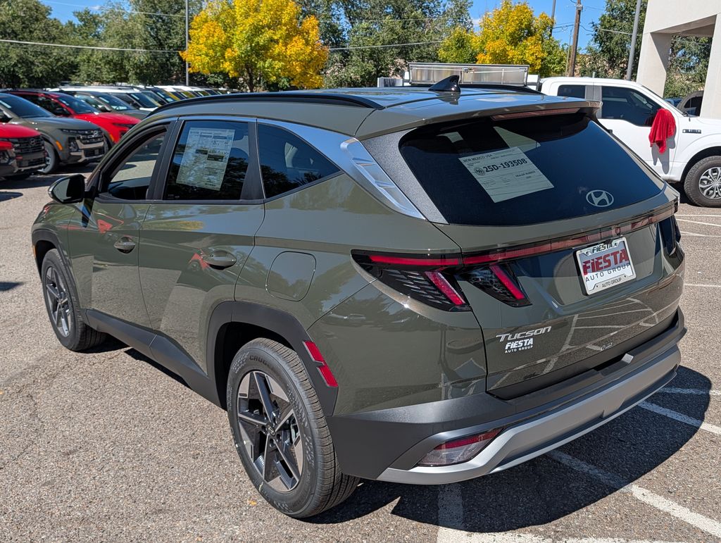2025 Hyundai Tucson SEL Convenience photo 3