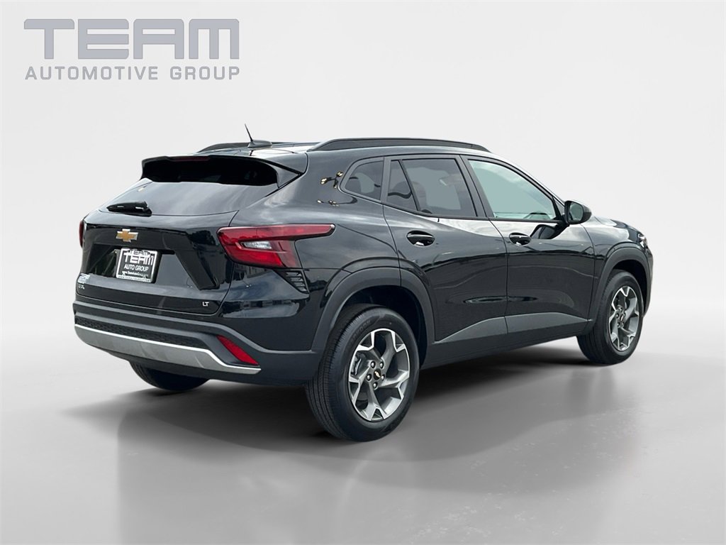 2026 Chevrolet Trax LT photo 6