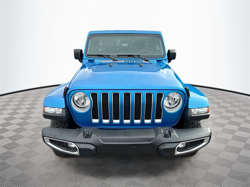 2022 Jeep Wrangler Unlimited Sahara photo 2