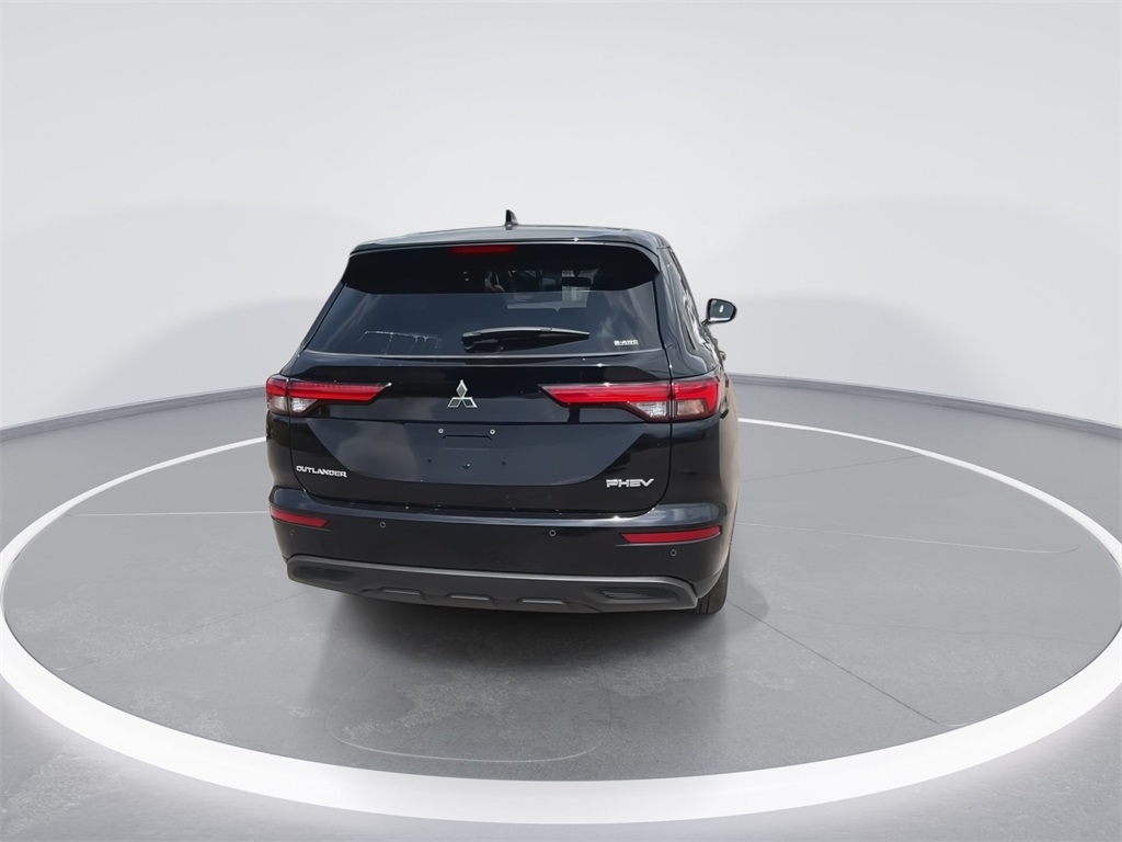 2025 Mitsubishi Outlander PHEV ES photo 3