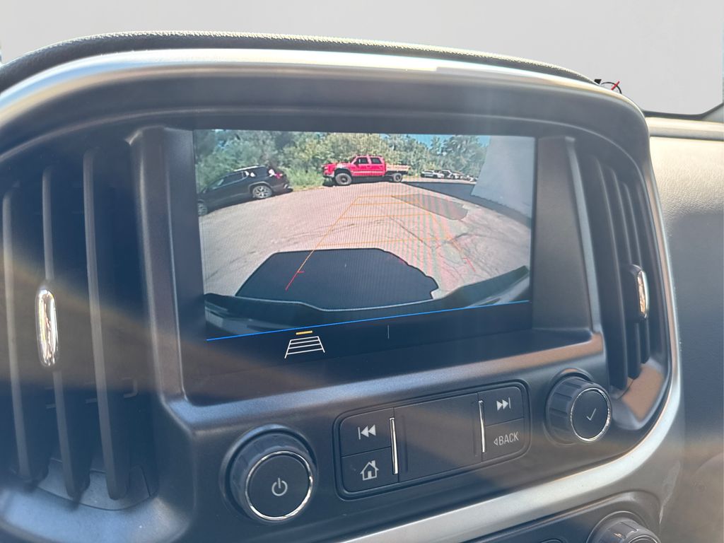 2022 Chevrolet Colorado LT photo 21
