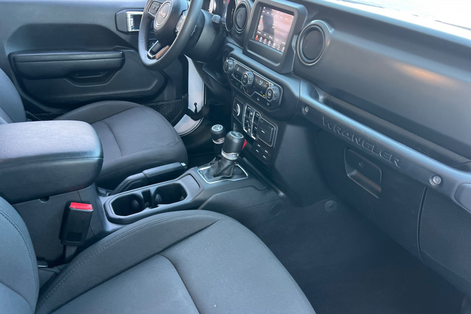 2023 Jeep Wrangler 4xe photo 15